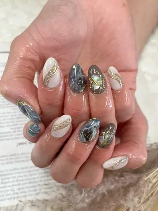 ネイル Basic町田本店 Suzunaのネイルデザイン