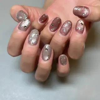 ネイル REHTOF ｜朝7時Open☀️のネイルデザイン