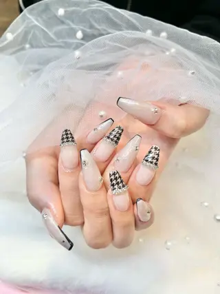 ネイル Nail Salon too.所属・Nail Salon too.chitoのネイルデザイン