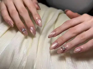 ネイル Lumina _ Harukaのネイルデザイン