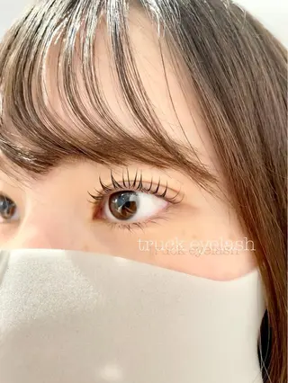 マツエク・マツパ truck阿倍野所属・truck 渡邊 侑季の眉毛・アイブロウイメージ