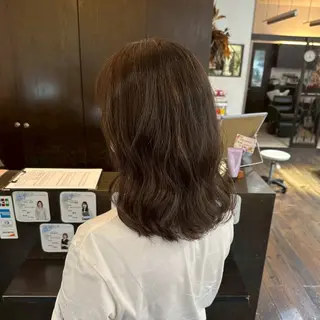 セミロング 近藤 優羽のヘアスタイル