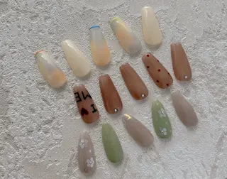 ネイル ボヌール MAKIのネイルデザイン