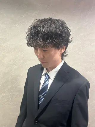パーマ メンズ 新宿 韓国 シャドウパーマ 志龍のヘアスタイル