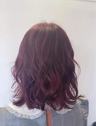 ミディアム カラー UNDER vr 【アンダーバー】のヘアスタイル