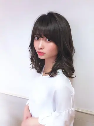 セミロング カラー パーマ 髪質改善くすみカラー 🍀/石川大輔のヘアスタイル