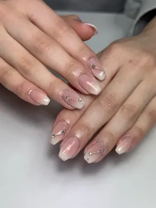 ネイル ZHU_ STUDIOのネイルデザイン