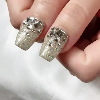 ネイル Legit nail salonのネイルデザイン