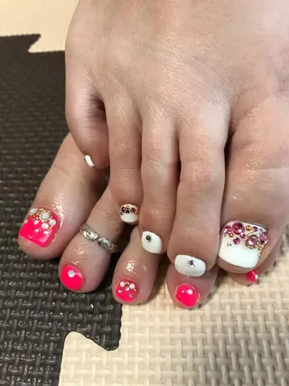 ネイル 吉岡 裕子のネイルデザイン