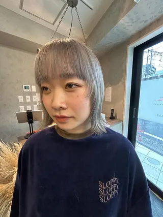 ミディアム カラー Haru/THREE …by velvetのヘアスタイル