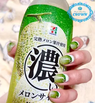 ネイル CROWN プライベートサロンのネイルデザイン
