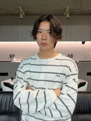 ミディアム ショートカット無料/ 小顔ショートのヘアスタイル