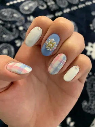 ネイル 大崎 奈々のネイルデザイン