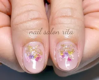 ネイル nail salon rita所属・柴田 理紗のネイルデザイン