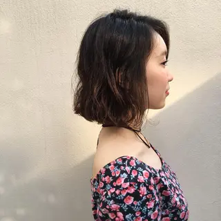 ミディアム パーマ THE DAY所属・AKI HASHIMOTOのヘアスタイル