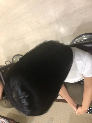 ミディアム 🍀艶髪.美髪🍀 岡部恒輝のヘアスタイル