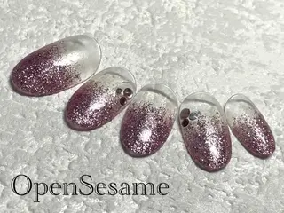 ネイル 遠藤 志乃のネイルデザイン