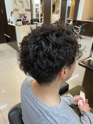 パーマ メンズ ショートボブ✨️ 池田芽生のヘアスタイル