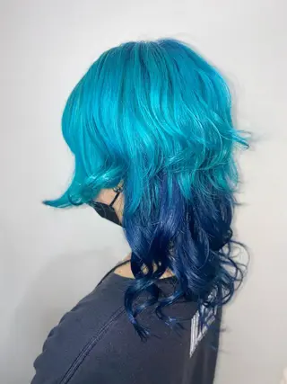 セミロング ゆぴ☾‪/推しカラー /ハイトーンのヘアスタイル