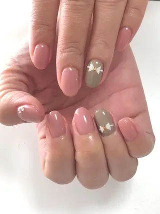 ネイル Lily Roseスタッフ一同のマツエク・マツパデザイン