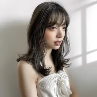 セミロング カラー 岡田 佳子のヘアスタイル