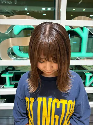 ミディアム カラー ゆい/パーマ/レイヤ ー/似合わせカラーのヘアスタイル