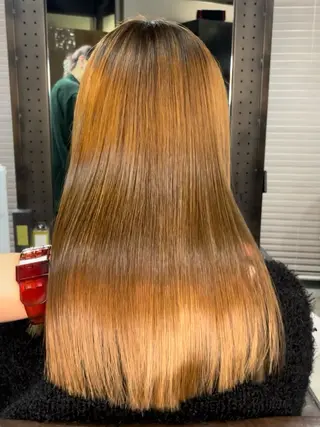 ミディアム ミルクティーベージュ ブリーチ🖤サヤカのヘアスタイル