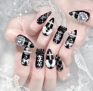 ネイル Lyna 池袋のネイルデザイン