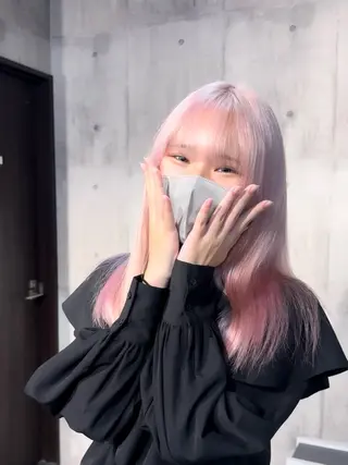 ミディアム カラー 心斎橋ハイトーン特化 midori🍀のヘアスタイル