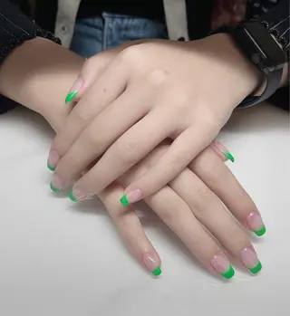 ネイル KARI ネイルサロンのネイルデザイン