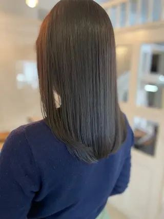 セミロング メンズカット/透明感 カラー/河端悠花のヘアスタイル