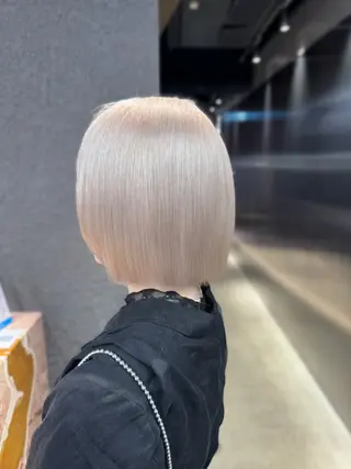 ミディアム カラー 紬/enne/ブリー チ/ハイトーンのヘアスタイル