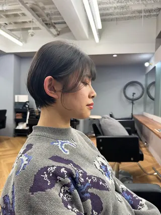 ショート 髪質改善＆ハイトーンカラー Cica神戸三宮元町店所属・福田 美波のヘアスタイル
