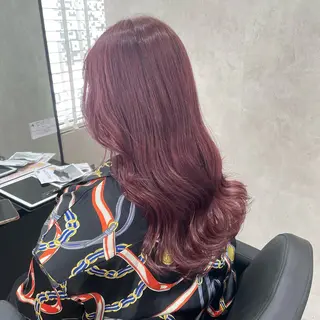 ロング カラー ピンクカラー/ 透明感カラー鈴木海音のヘアスタイル