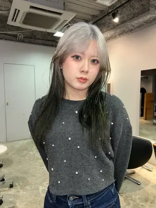 セミロング ハイトーン特化/ 和音のヘアスタイル