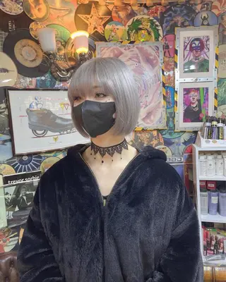 ショート カラー ヘアアレンジ haco+所属・🌈派手髪エクステ ブレイズ🌈ひろとのヘアスタイル