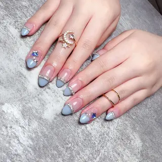 ミディアム めぐみのネイルサロン 惠のネイルデザイン