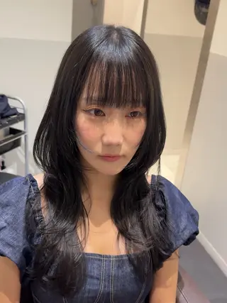 セミロング カラー SALOWIN新宿三丁目【サロウィン】所属・レイヤー🔶髪質改善 🔶透明感カラー青木のヘアスタイル