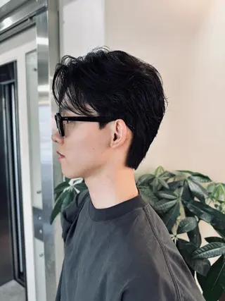 ショート メンズ メンズ職人/センター パート/富沢真斗のヘアスタイル