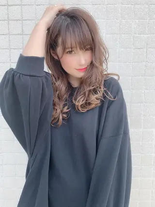 ロング SAKURA 原宿所属・なかの たくみのヘアスタイル