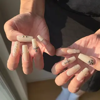 ネイル AZ Nail aoiのネイルデザイン