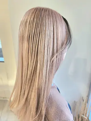 ロング カラー 鈴木弥月/大人ボブ× 透明感カラーのヘアスタイル