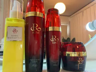 mison所属・mison 安形友花のネイルデザイン