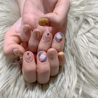 ネイル ヤマダ サクラのヘアスタイル