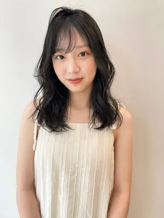 セミロング sion所属・北里 花咲のヘアスタイル