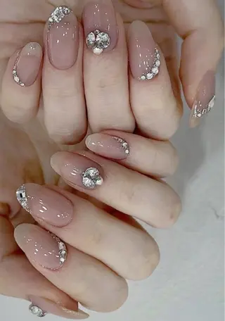 ネイル pink ladyサロン所属・べ にのネイルデザイン