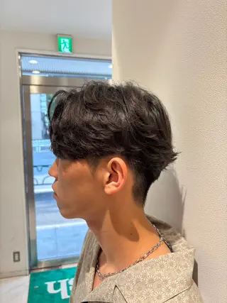 パーマ メンズ 山本 侑平のヘアスタイル