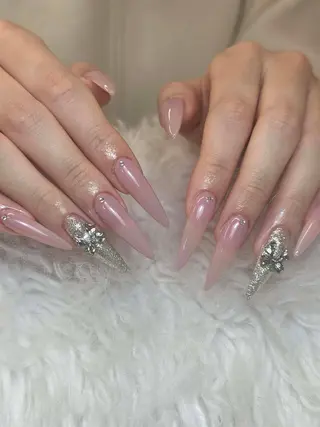 ネイル NIE MoMoのネイルデザイン