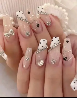 ネイル モナ& あきのネイルデザイン