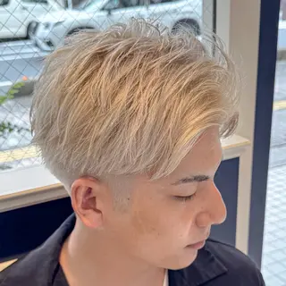 ショート カラー メンズ 吉田 新平のヘアスタイル